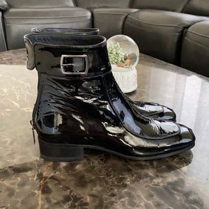 Saint Laurent brand new patent leather bootie size 38.5( run small) brand new !